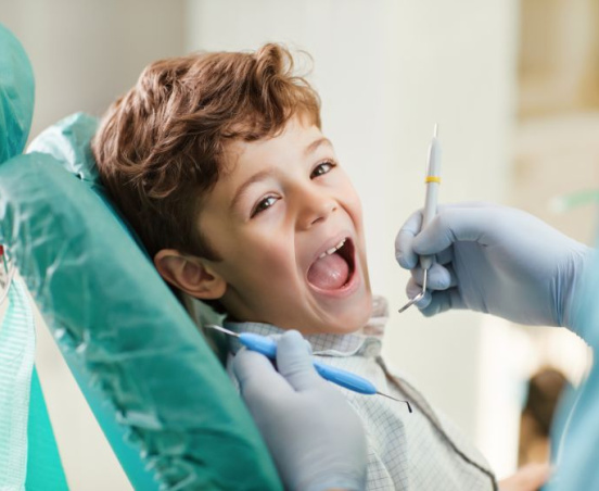 Lapisowanie zębów – jakie daje efekty?