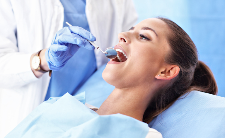 kontrolne wizyty u dentysty dla zdrowych zębów